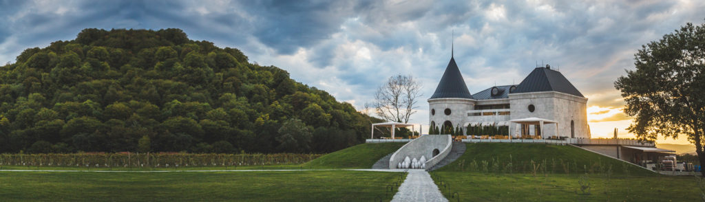 LOPOTA | LAKE RESORT & SPA