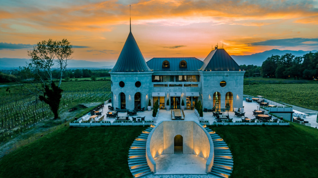 LOPOTA | LAKE RESORT & SPA