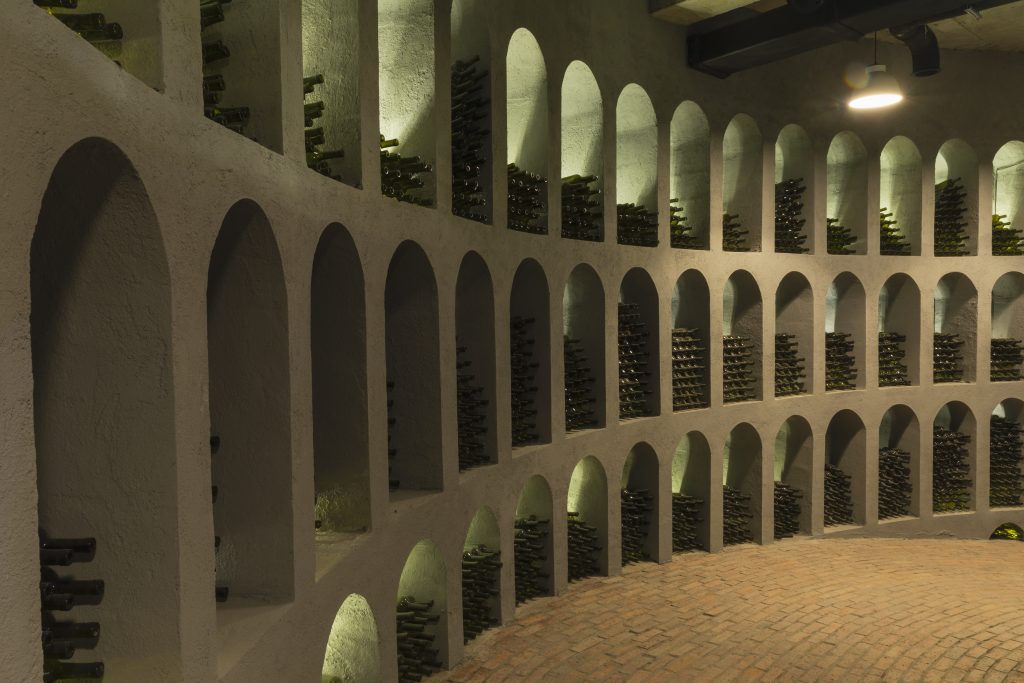 LOPOTA | LAKE RESORT & SPA